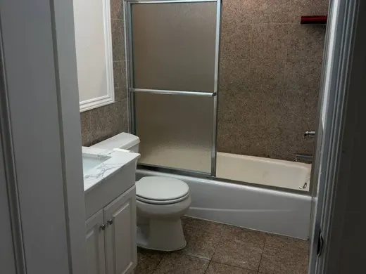 Unit 552: one of the bathrooms